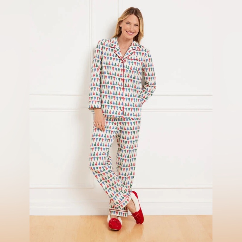 NWT Talbots Soft Flannel Festive Tree Christmas Pajama Set SZ L New England Prep